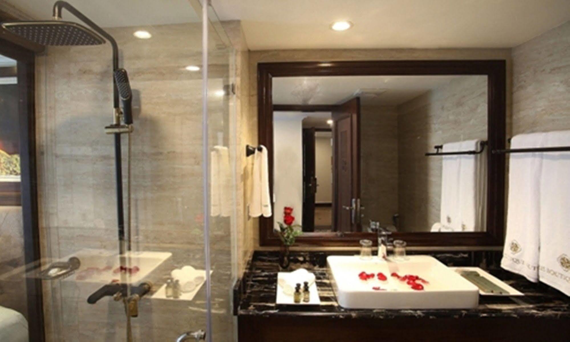 Paris Boutique Hotel Sapa Exterior foto